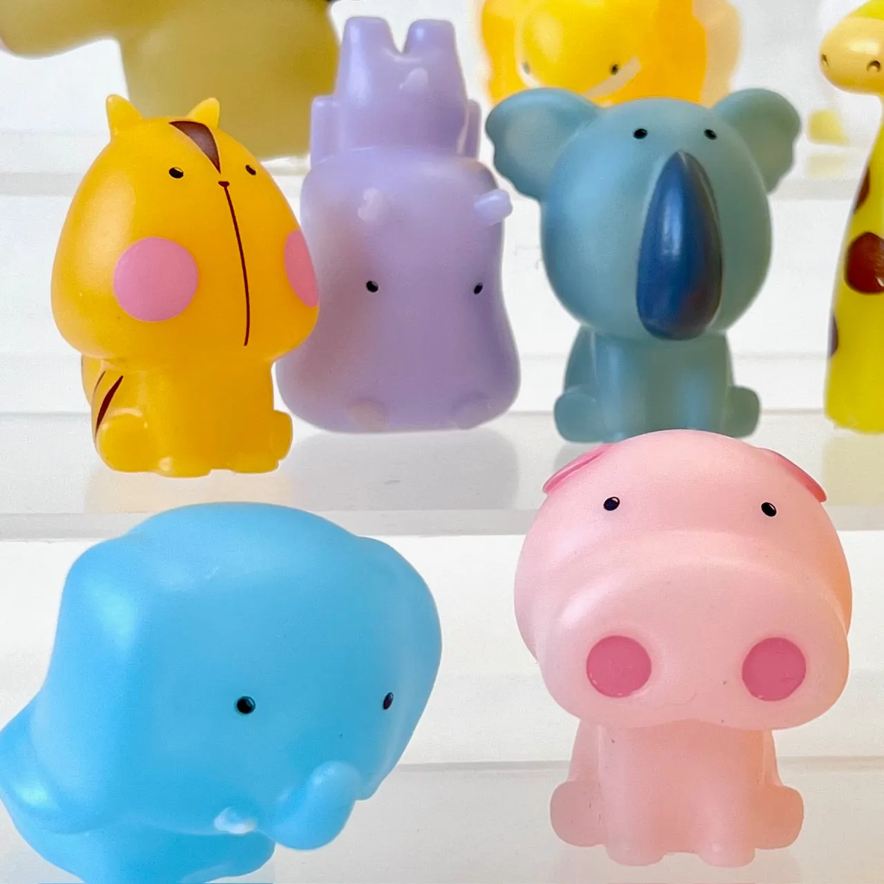 72002 ZOO ANIMAL FIGURINES-50