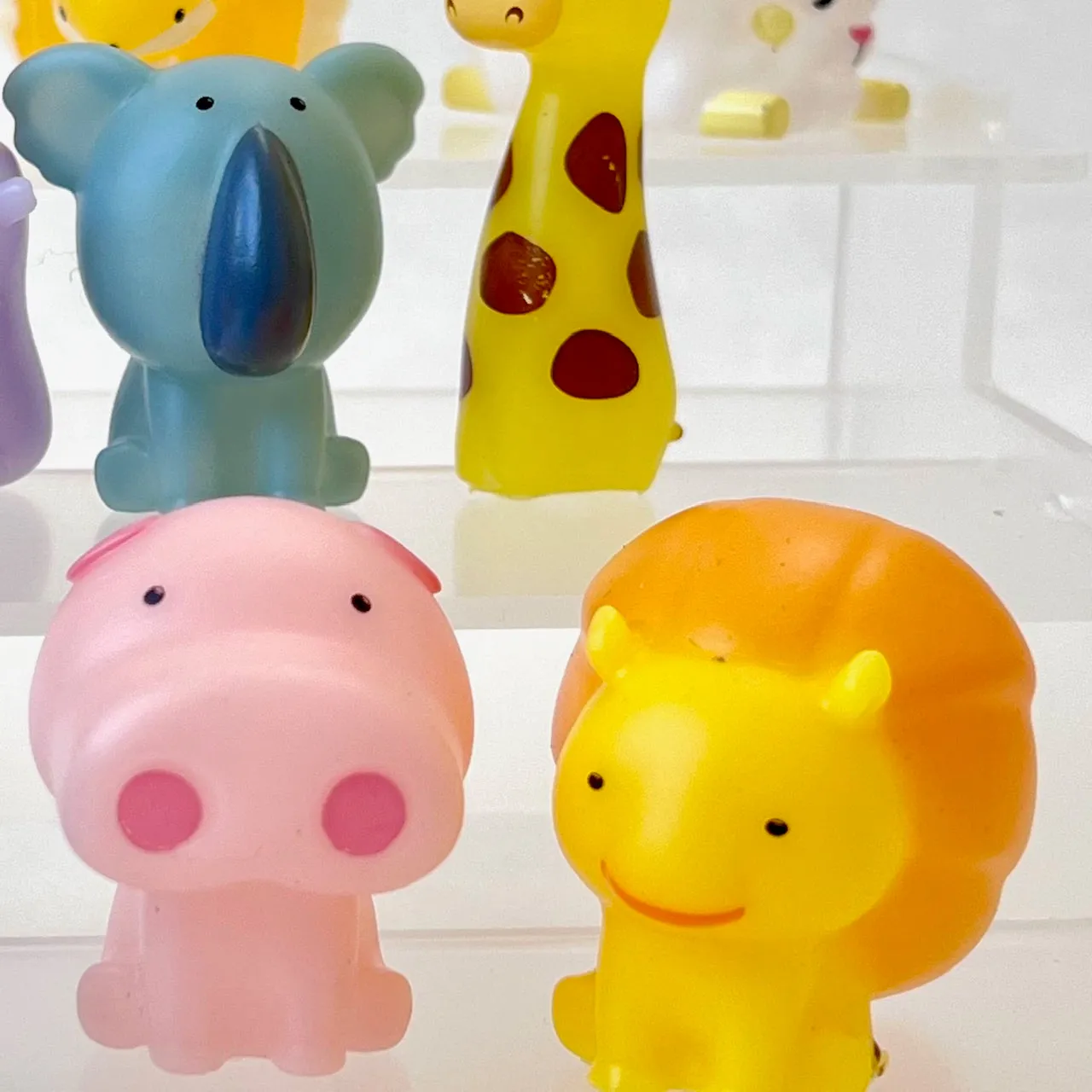 72002 ZOO ANIMAL FIGURINES-50