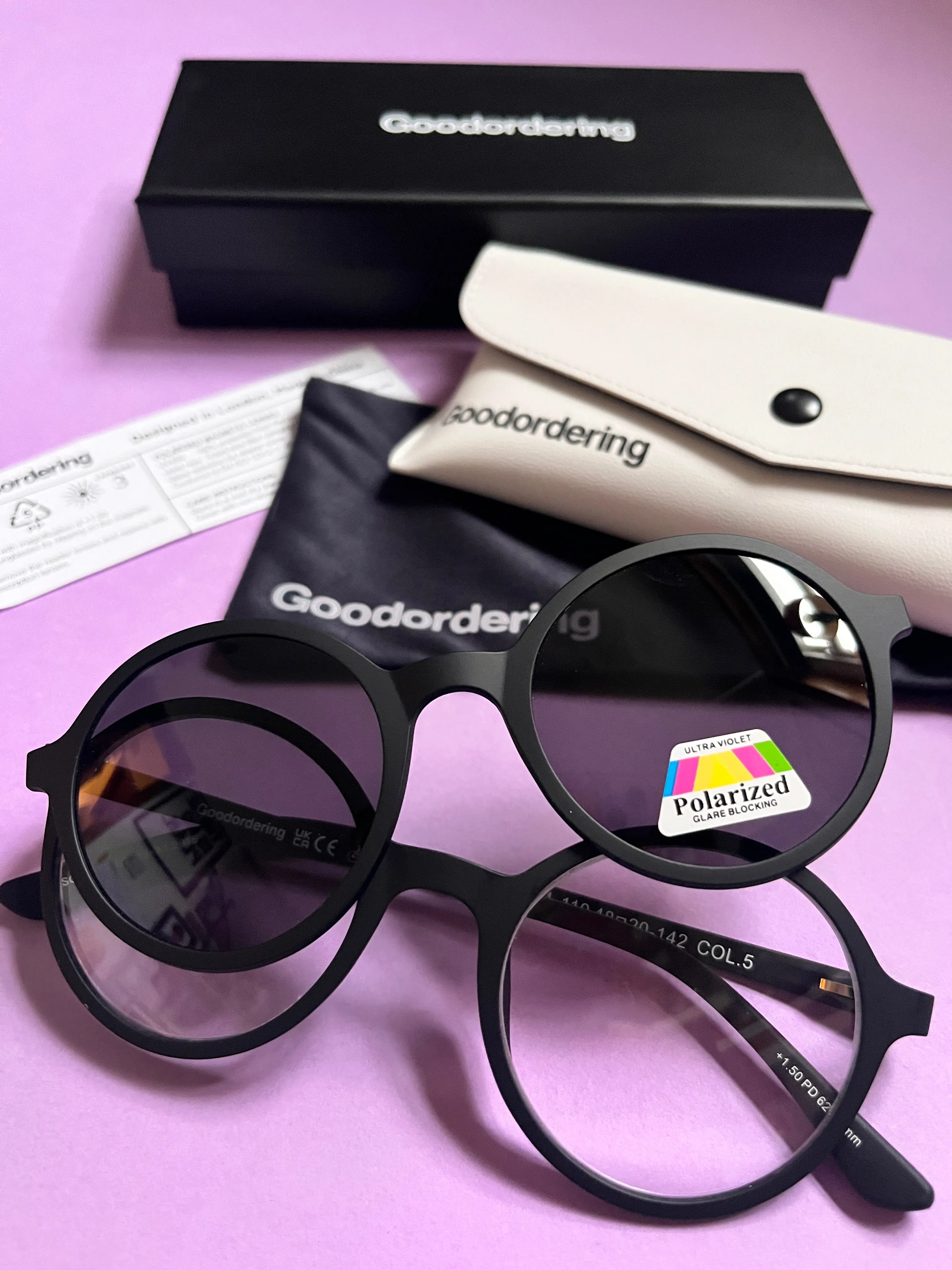Black Magnetic glasses & sunglasses in one  1.5 readers Goodordering