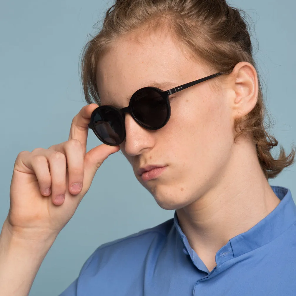 Black Magnetic glasses & sunglasses in one  1.5 readers Goodordering