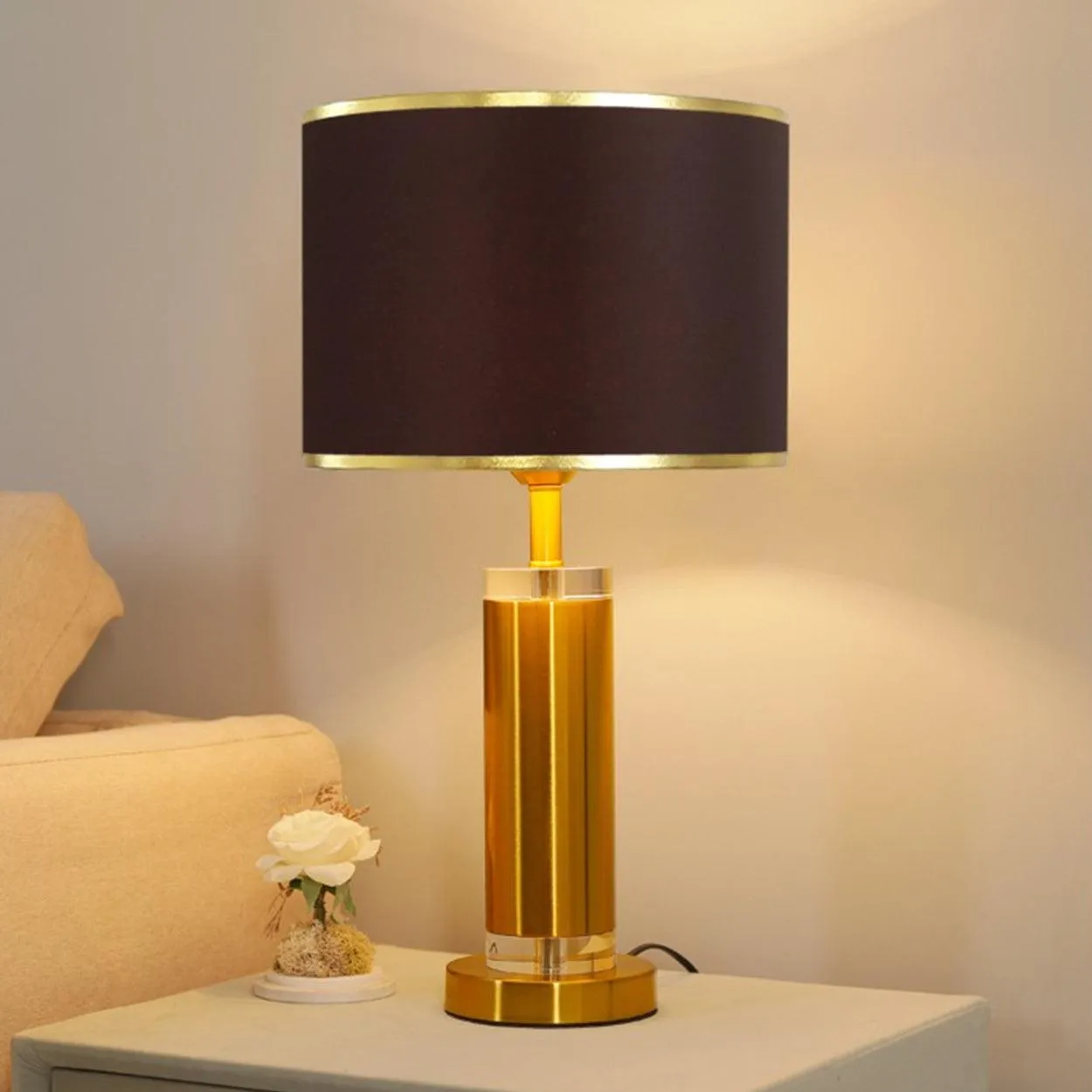 ROBERT LUXURY METAL AND CRYSTAL DESIGNER TABLE LAMP BEDSIDE LAMP