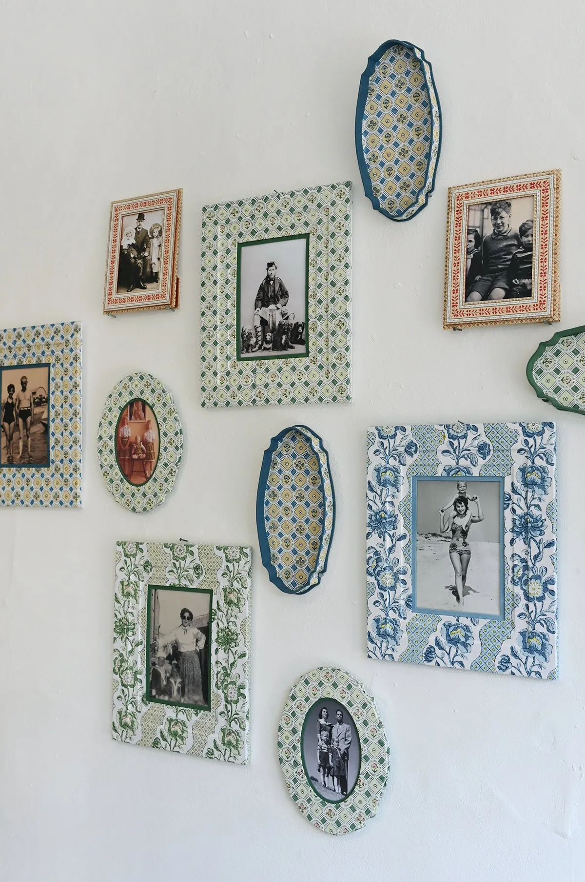 Wall Picture Frame Spring Bloom Blue